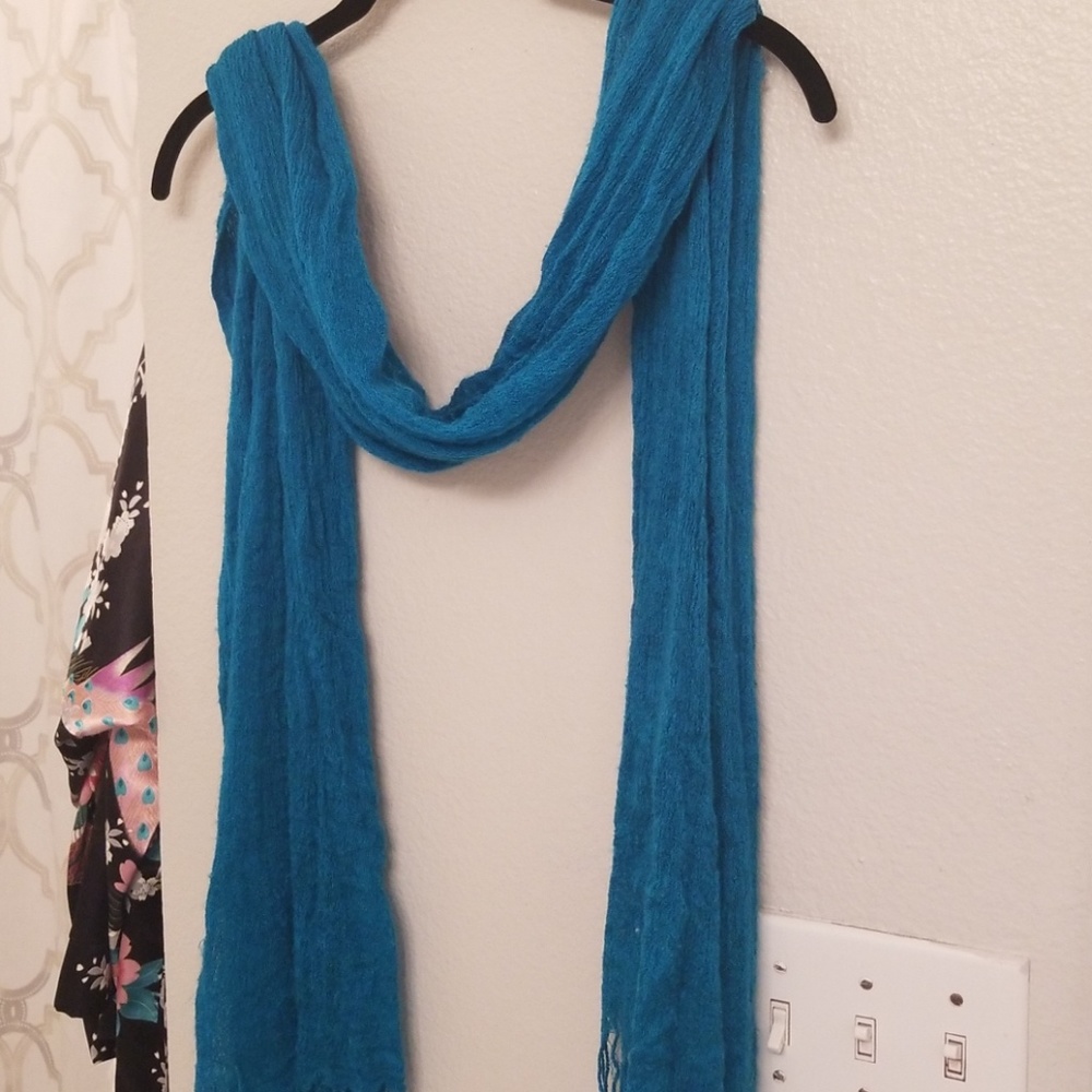 Teal scarf